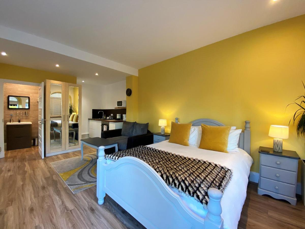 Harlestone Retreat (Adults Only) Hotel Northampton Exterior foto